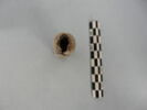 flacon carré, fragment, image 2/3