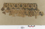 bande d'encolure ; fragment, image 1/2