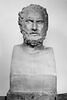 statue, image 2/2