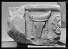 parapet ; base de colonne, image 3/3