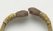 bracelet, image 2/4