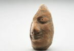 figurine, image 1/3