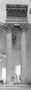 Tirage de deux colonnes et d'un fragment d'entablement du temple de Castor et Pollux, image 2/3