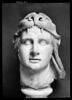 statue, image 9/9