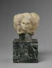 statuette, image 2/4