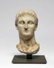statue, image 2/5