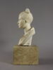 statue, image 2/8