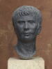 statue, image 1/5