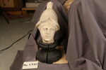 statue, image 2/3