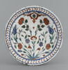 Plat au bouquet de roses, de tulipes et de fleurettes, image 1/3