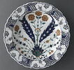 Plat au bouquet symétrique à feuilles hanceri, image 4/4