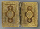 Reliure à décor de mandorle, fleurettes et tchis, image 3/7
