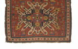 Tapis à médaillons déchiquetés dit 