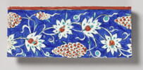 Bordure à décor de pampres, image 1/2