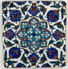 Carreau à la fleur centrale formée et décorée de fleurons, image 1/2