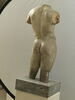 statue ; fragment, image 1/2