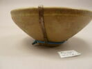 vase, image 2/4