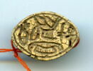scaraboïde ; perle cauroïde à cordelette et butées, image 1/2
