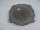mortier à oreilles ; plat, image 3/3