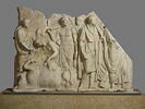 relief architectural, image 2/2