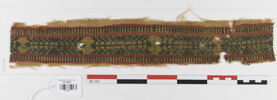 bande décorative d'habillement ; fragment, image 1/2