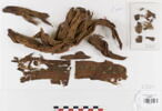 bande décorative d'habillement ; fragments, image 1/2