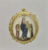 Médaillon ovale en ivoire polychromé : Crucifixion et Vierge à l'Enfant, image 2/4