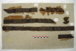 bande décorative d'habillement  ; fragments, image 2/2