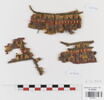 bande décorative d'habillement ; fragments, image 1/2