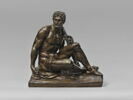Hercule au repos tenant dans la main les pommes conquises au jardin des Hespérides, image 1/8