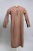 Robe en coton imprimé rayures rouges et blanches à palmettes et doublée coton beige (doublure du col orange), image 1/4