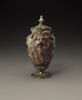 Paire d'urnes ayant appartenu à Delacroix ; décor de bacchanale, dans le gout de Clodion, image 11/15