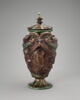 Paire d'urnes ayant appartenu à Delacroix ; décor de bacchanale, dans le gout de Clodion, image 8/15